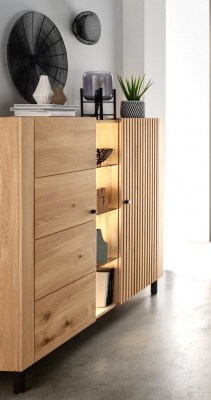 Highboard-AS-3tuerig-Rillen-Glas-Wildeiche-geoelt-1