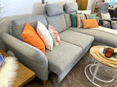 couch-domino-grau-vorzug-elektrisch
