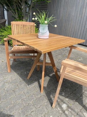 Outdoortisch-Outdoorsthle-Outdoortischgruppe-Teakholz-massiv