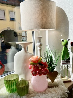 Tischleuchte-Lampenschirm-Dekoblume-Vase-Dekoobjekt