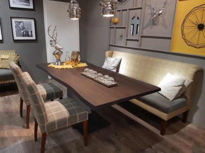 Tischsofa-Barnickel-Polster-Stuhl-Holzbein