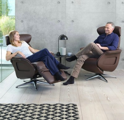 flexlux-sessel-integrierter-hocker